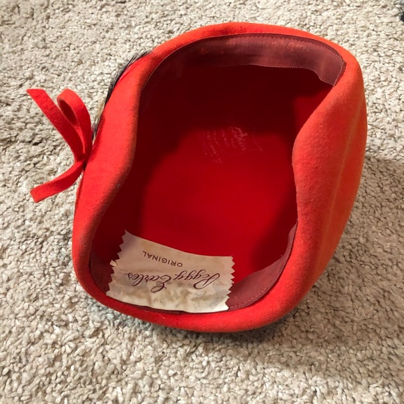 Vintage Orange Bonnet Style Hat w/Feather & Bow - Picture 6 of 10